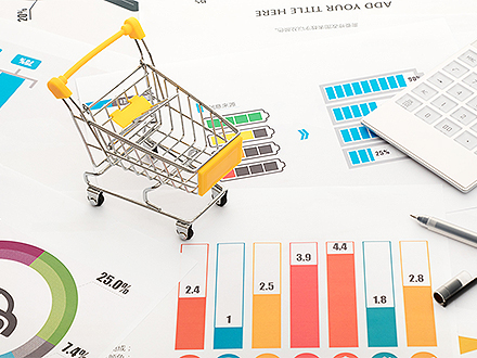 How much space does a house wall take up in sq ft?